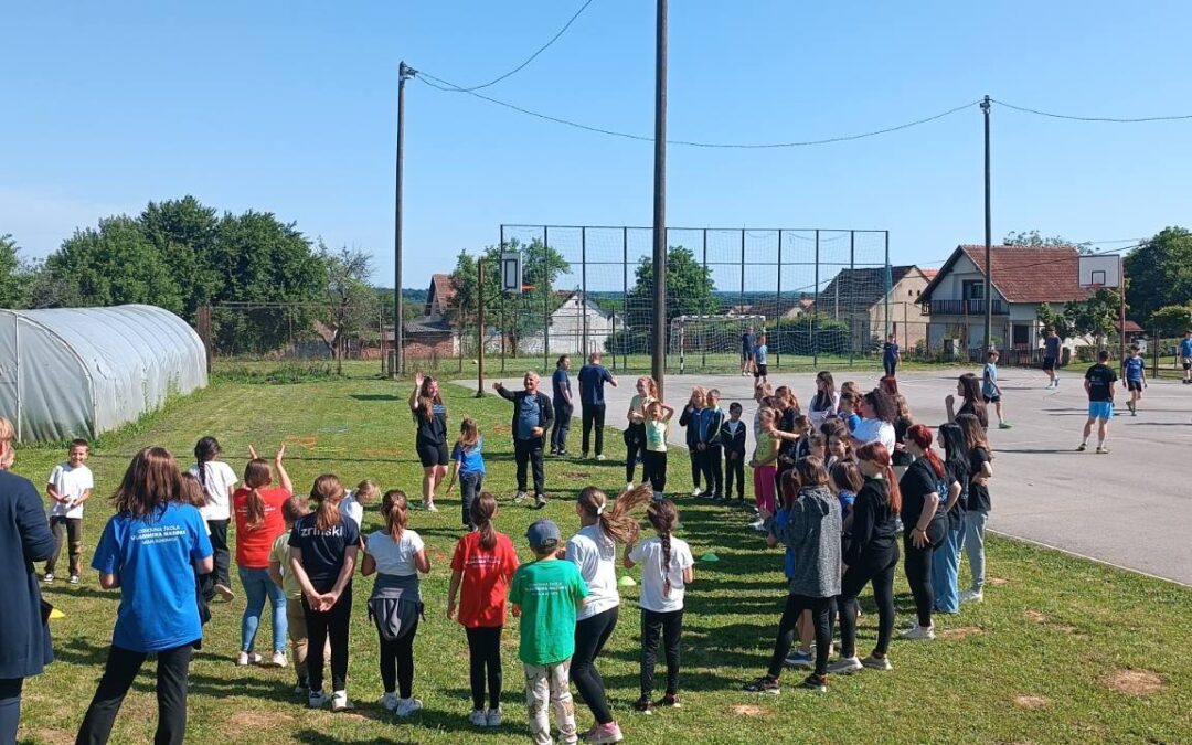 Dan škole uz  druženje s obitelji na sportskim terenima!