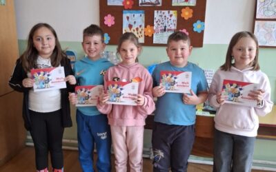 Učenicima na poklon bojanka “Mali detektiv”